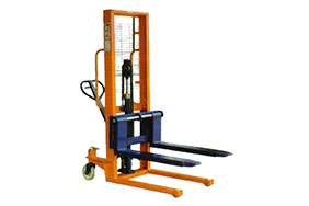 手動(dòng)液壓叉車